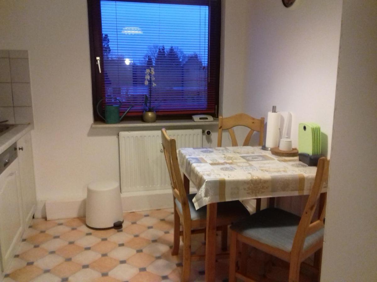 Ferienwohnung, Monteurwohnung Bis 6 Personen Rottorf المظهر الخارجي الصورة